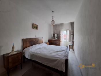 Four-bedroom character stone house to be restored. Castiglione Messer Marino. Img18