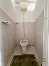 Three-bedroom traditional stone house of 120 sqm, vaulted ceilings and cellar. Castiglione Messer Marino. Img24