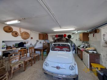 Three-bedroom town house with terrace and cellar. Montemitro Img24