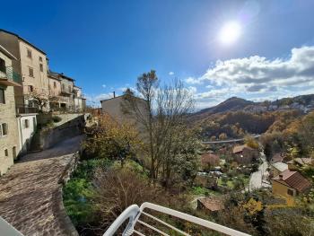 One-bedroom completely restored stone house with vaulted ceilings and cellar. Belmonte del Sannio. Img14