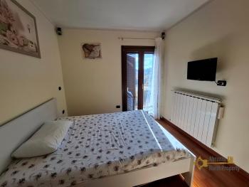 One-bedroom completely restored stone house with vaulted ceilings and cellar. Belmonte del Sannio. Img11