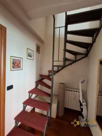 One-bedroom completely restored stone house with vaulted ceilings and cellar. Belmonte del Sannio. Img17