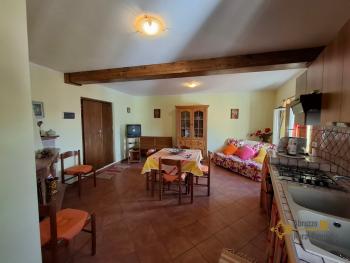 Completely restored town house with one bedroom and amazing panoramic view. Guardiabruna. Img8