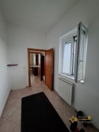 Four-bedroom town house with terrace, small garden, garage and cellar. Celenza Sul Trigno Img33