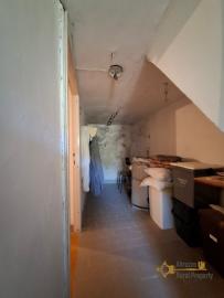 Two-bedroom town house with new kitchen, garage and beautiful panoramic view. Dogliola Img18