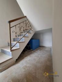 Perfect condition three-bedroom town house with panoramic balcony. Celenza Sul Trigno. Img15