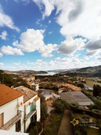 Beautiful town house with incredible lake view terraces and garden. Guardialfiera Img38