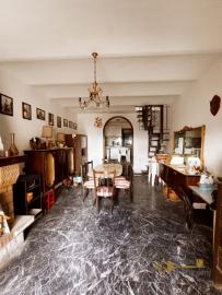 Beautiful town house with incredible lake view terraces and garden. Guardialfiera Img27