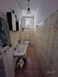 Three-bedroom town house with garage and cellar, near the coast. Furci Img7