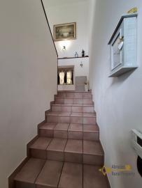 Perfect condition town house with garage, three bedrooms and heating system. Guilmi. Img12