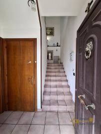 Perfect condition town house with garage, three bedrooms and heating system. Guilmi. Img3