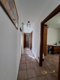 Perfect condition town house with garage, three bedrooms and heating system. Guilmi. Img16