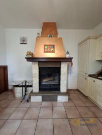 Perfect condition town house with garage, three bedrooms and heating system. Guilmi. Img7