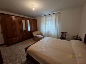 Two-bedroom town house in perfect conditions with large garage and panoramic view. Castiglione Messer Marino Img15