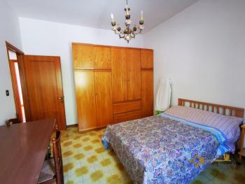 Large villa with garage, garden and attic floor. Carpineto Sinello Img17