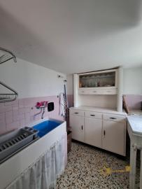 Perfect condition two-bedroom town house with panoramic terrace and cellar. Colledimezzo Img9