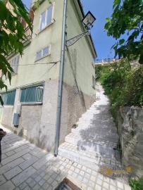 Perfect condition two-bedroom town house with panoramic terrace and cellar. Colledimezzo Img36