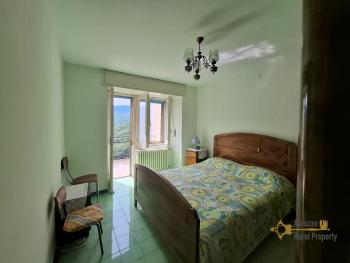 Perfect condition two-bedroom town house with panoramic terrace and cellar. Colledimezzo Img17