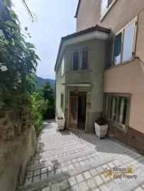 Perfect condition two-bedroom town house with panoramic terrace and cellar. Colledimezzo Img2