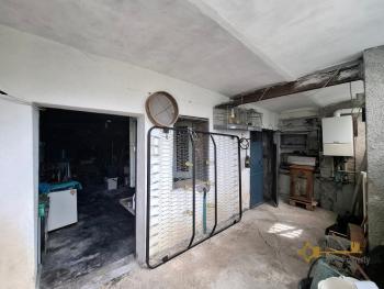 Perfect condition two-bedroom town house with panoramic terrace and cellar. Colledimezzo Img33