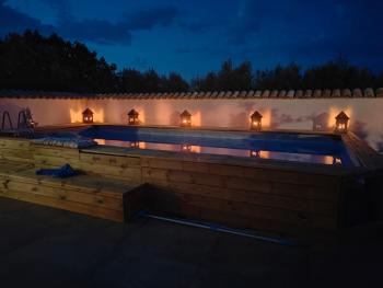 Charming, completely restored stone villa with outside space and swimming pool. Crecchio. Img50