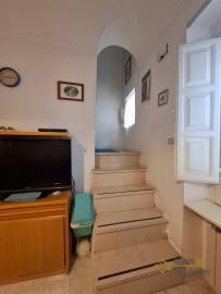 Cosy town house with terrace and garage located in the center of the village.Scerni. Img8