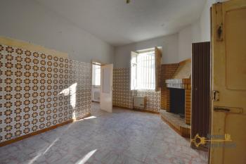 Two-bedroom town house of 90 smq, situated at 10 minutes from the Adriatic Coast. Cupello Img5