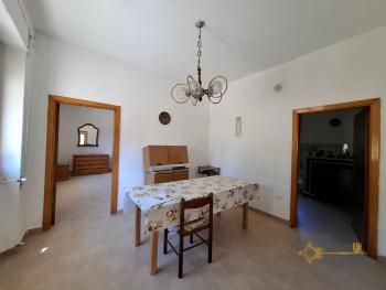 Spacious country house surrounded by 3000 sqm of land. Atessa Img4