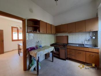 Spacious country house surrounded by 3000 sqm of land. Atessa Img8