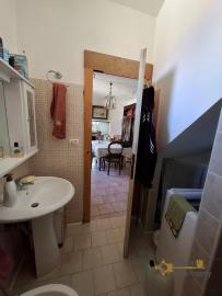 Three-bedroom town house with panoramic view of the mountains. Schiavi D'Abruzzo Img6