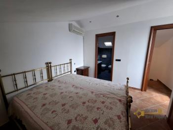 Completely restored town house with four bedrooms and vaulted ceilings. Celenza Sul Trigno Img30