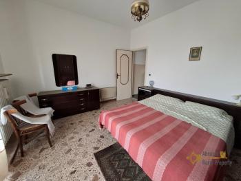 Two-bedroom town house with panoramic view and additional independent unit. San Giovanni Lipioni Img20