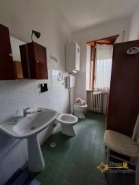 Two-bedroom town house with panoramic view and additional independent unit. San Giovanni Lipioni Img16