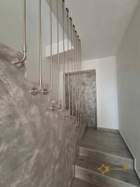 Completely restored, three-bedroom town house with panoramic view and garage. Celenza Sul Trigno Img18