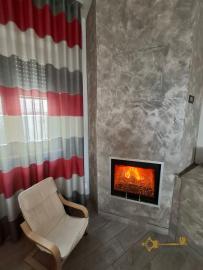 Completely restored, three-bedroom town house with panoramic view and garage. Celenza Sul Trigno Img6