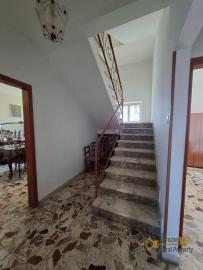 Five-bedroom, semi-detached town house with garage and cellar. Belmonte del Sannio. Img18