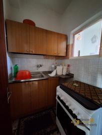 Five-bedroom, semi-detached town house with garage and cellar. Belmonte del Sannio. Img11