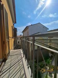 Two-bedroom town house with cellar and balcony. Mafalda Img13