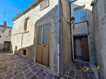 Two-bedroom town house with large balcony and garage. Palmoli Img16