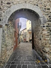 Pretty townhouse with spectacular panoramic roof terrace. Atessa, Abruzzo. Img20
