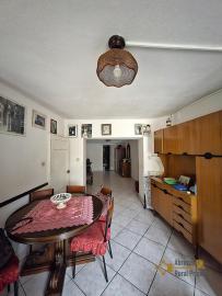 Cosy, two-bedroom town house in perfect conditions. Casalanguida, Abruzzo.