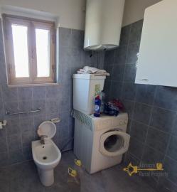 Detached country house with 2100 sqm of land and beautiful panoramic view, near the coast. Furci Img14