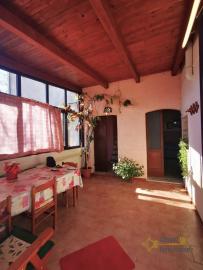 Three-bedroom country house with woodland, in a panoramic location. Fossalto Img7