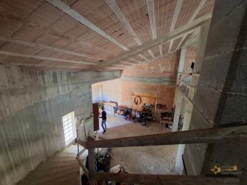 Beautiful 350 sqm villa, surrounded by a large garden and 3.340 sqm of land with fruit and olive trees, panoramic view. Trivento. Img41