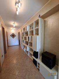 Beautiful 350 sqm villa, surrounded by a large garden and 3.340 sqm of land with fruit and olive trees, panoramic view. Trivento. Img18