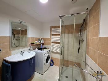 Beautiful 350 sqm villa, surrounded by a large garden and 3.340 sqm of land with fruit and olive trees, panoramic view. Trivento. Img30