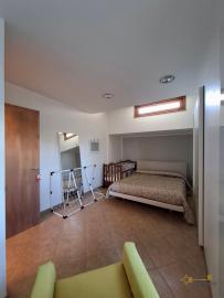 Beautiful 350 sqm villa, surrounded by a large garden and 3.340 sqm of land with fruit and olive trees, panoramic view. Trivento. Img23