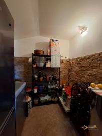 Beautiful 350 sqm villa, surrounded by a large garden and 3.340 sqm of land with fruit and olive trees, panoramic view. Trivento. Img16