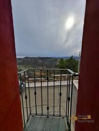 Character town house with panoramic terraced garden and versatile outbuilding with wooden veranda. Mafalda Img17