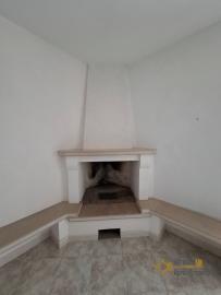 Two-bedroom town house with panoramic views and cellar. Montefalcone del Sannio Img6